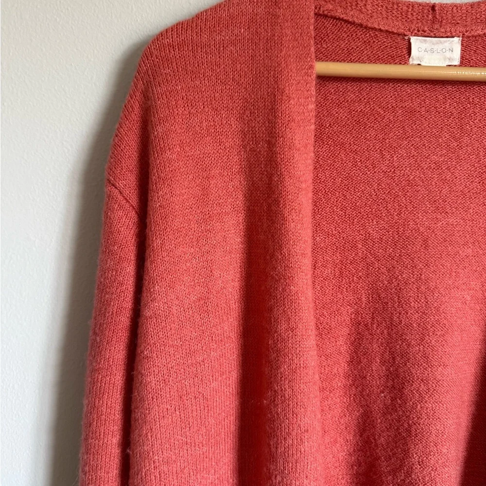 Caslon chic coral